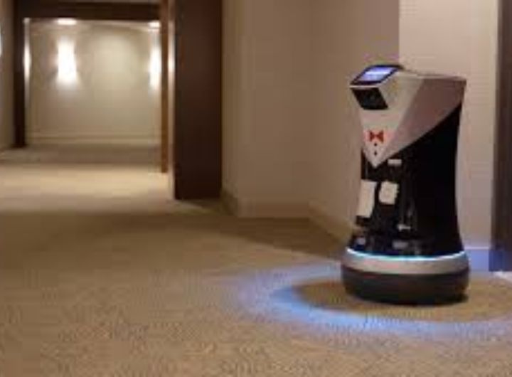 Robot dọn phòng khách sạn Đà Nẵng Robot dọn phòng khách sạn Đà Nẵng