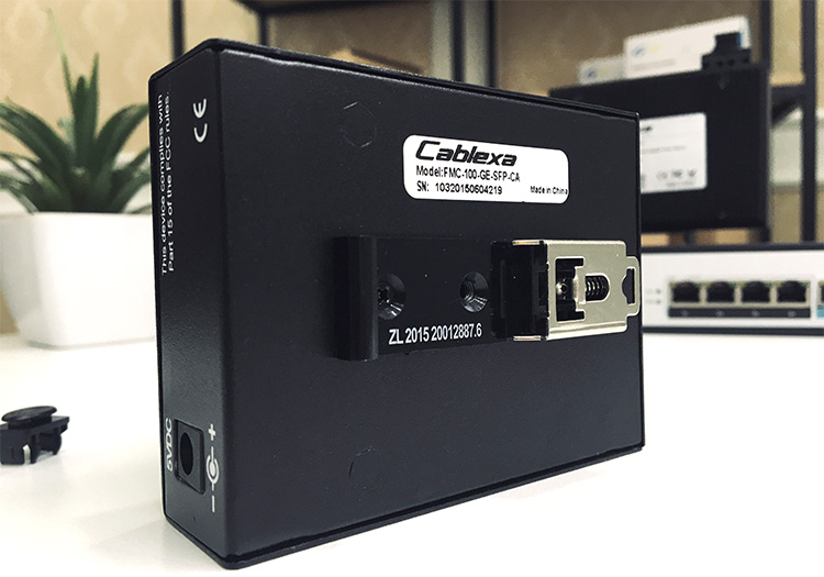 Converter quang 1 cổng FMC-100-GE-SFP-CA