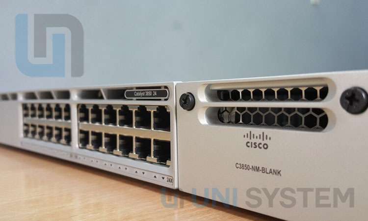 Switch Cisco WS-C3850-24TS-S