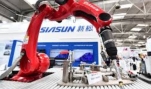 Robot dây chuyền may Siasun Robotics là gì?